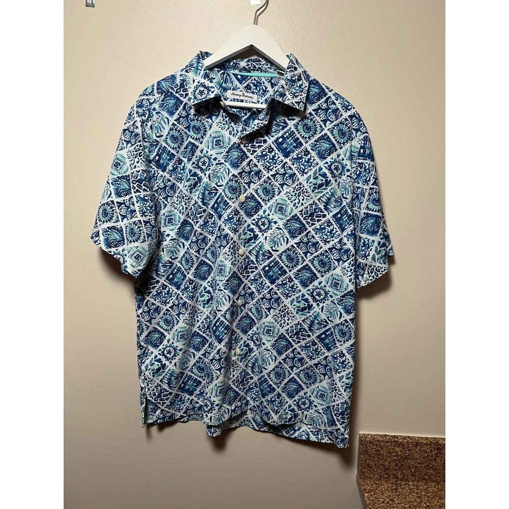 Tommy Bahama Silk Blend Short Sleeve Button Up Shirt - Size L